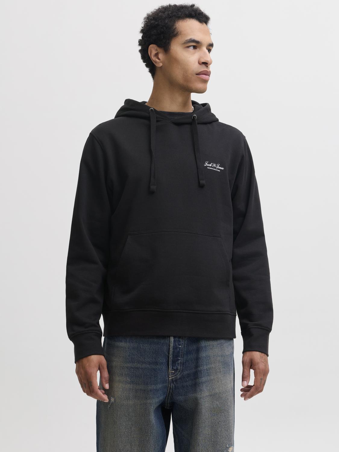 model_shot-front